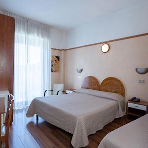 Hotel Britannia Rimini Marina Centro